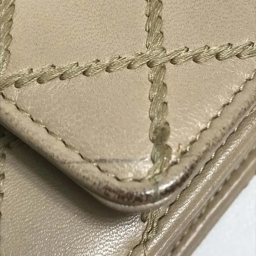 CHANEL Cream Wallet